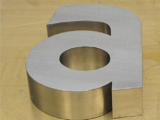 龙山不锈钢字制作介绍。